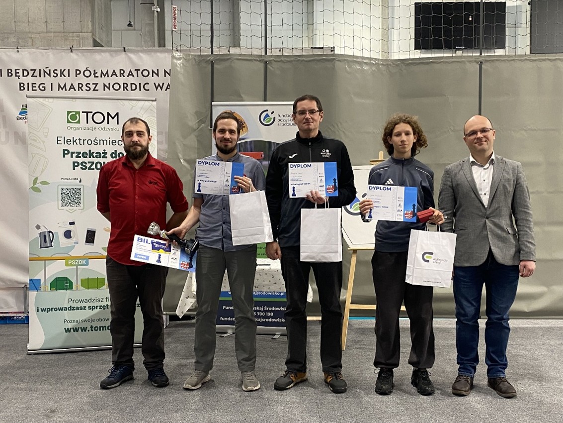 Recyklingowy Turniej Szachowy o Puchar Prezydenta Miasta Będzina rozstrzygnięty